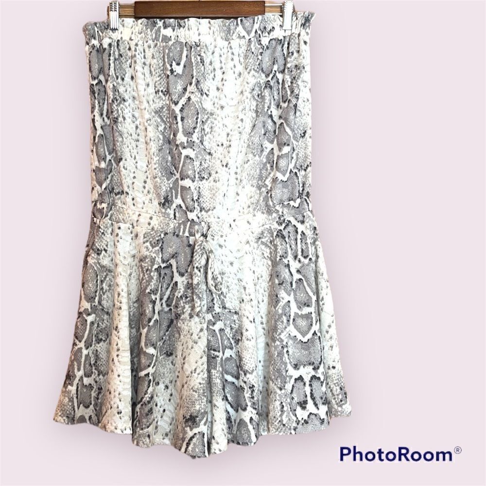CHERISH Snakeskin Print Strapless Romper *NWT*